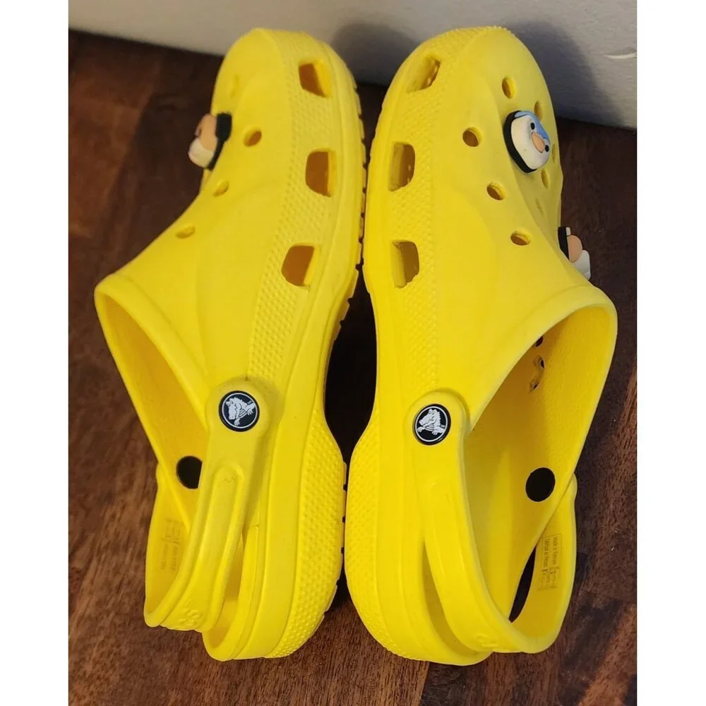 CROCS Baya Unisex Slip On Clogs Lemon US Men's 7 Women's 9 With Jibbitz - Picture 5 of 9